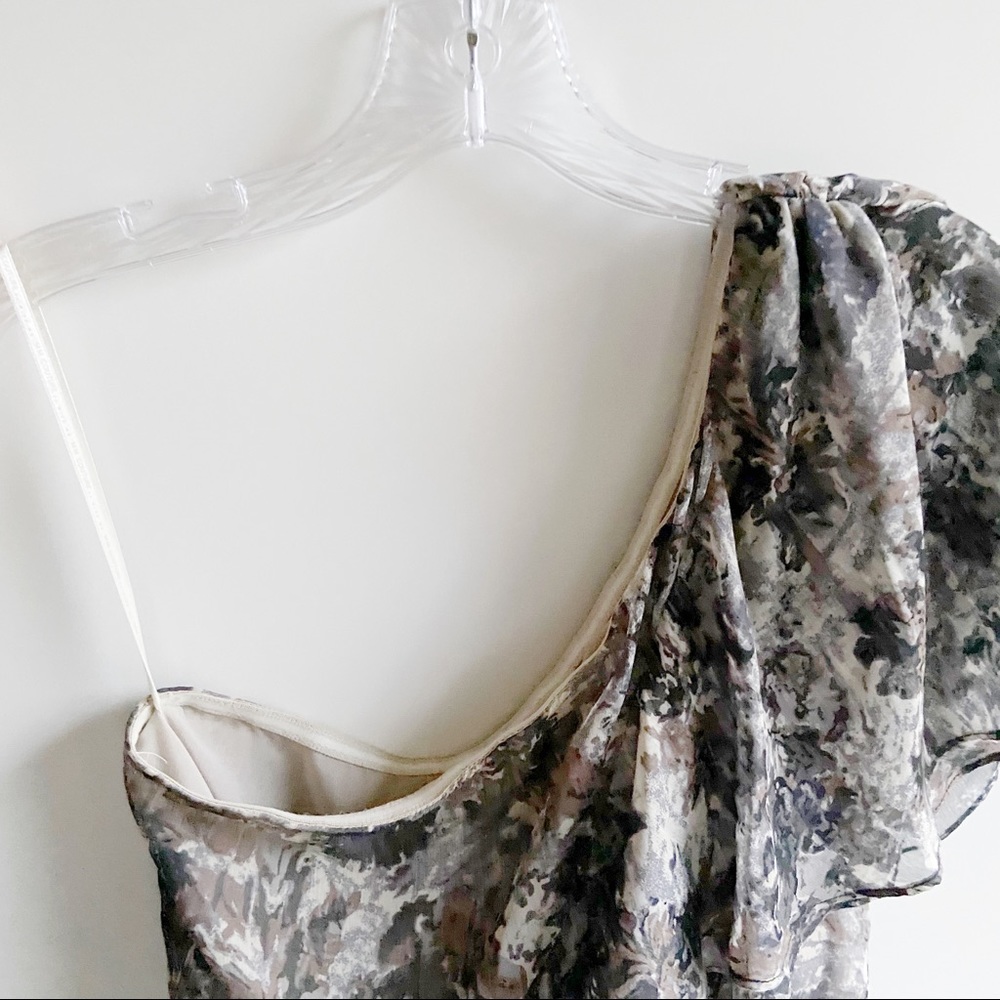 MM Couture dress gray beige one shoulder ruffle - Picture 4 of 7